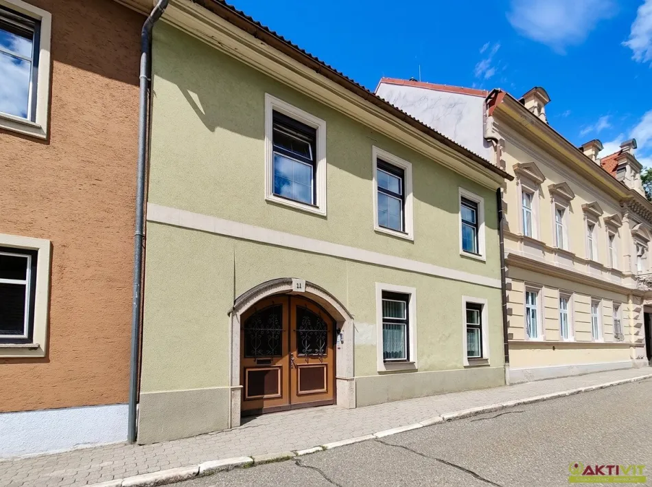 Gepflegtes Mehrparteienhaus mit vier Wohneinheiten in zentraler Lage von Judenburg. - Titelbild