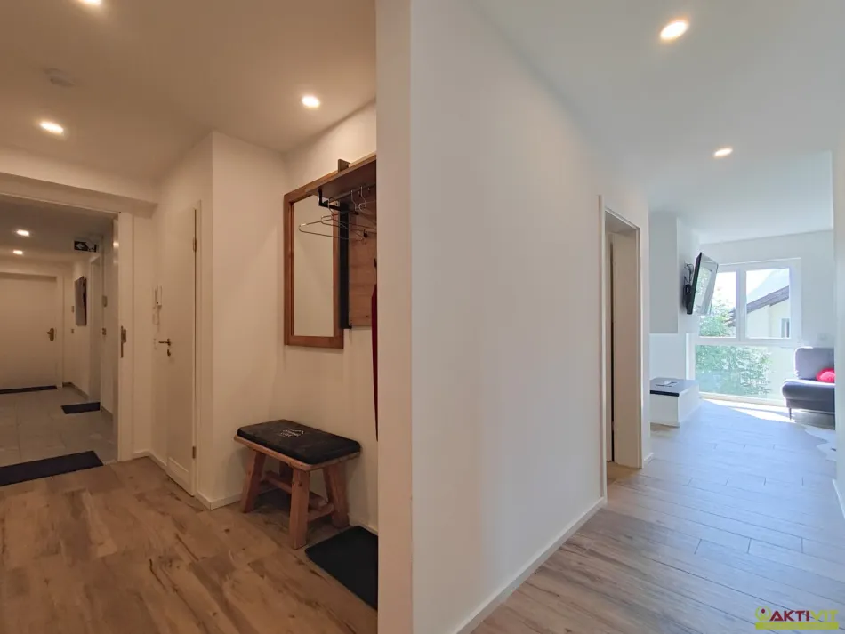 Modernes Apartment mit großem Balkon, Sauna und Garage im steirischen Salzkammergut - Bild