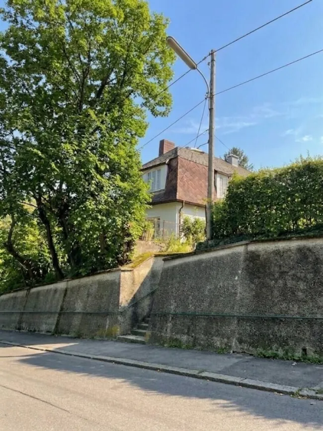 Hausansicht straßenseitig