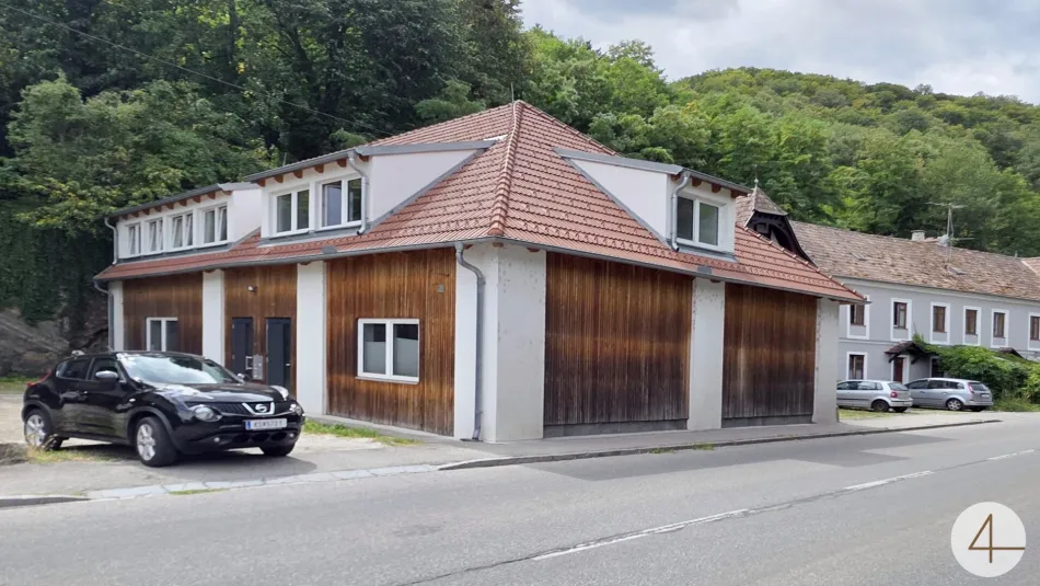Anlageobjekt / Zinshaus in Krems-Rehberg – Altbau & Neubau, ca. 880 m² Nutzfläche - Titelbild