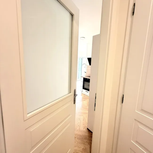 Blick in Einbauküche