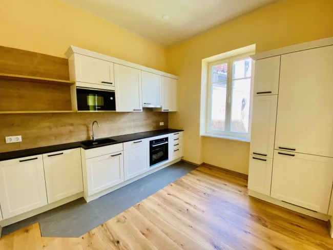 Stilvoll wohnen im Herzen von Judenburg – Komplett sanierte Erdgeschosswohnung ca 60 m2 mit Top-Ausstattung - Titelbild
