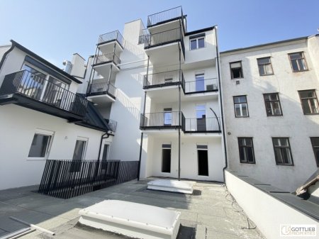 Erstbezug in U-Bahn-Nähe! Lichtdurchflutetes 4-Zimmer-Penthouse mit zwei Balkonen und Dachterrasse mit Panoramablick