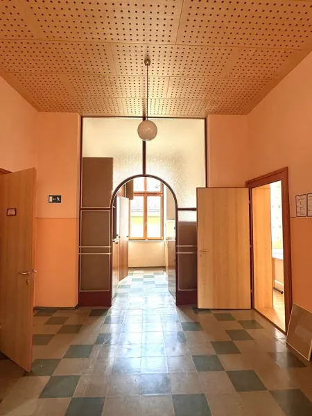 Stiegenhaus Volksschule