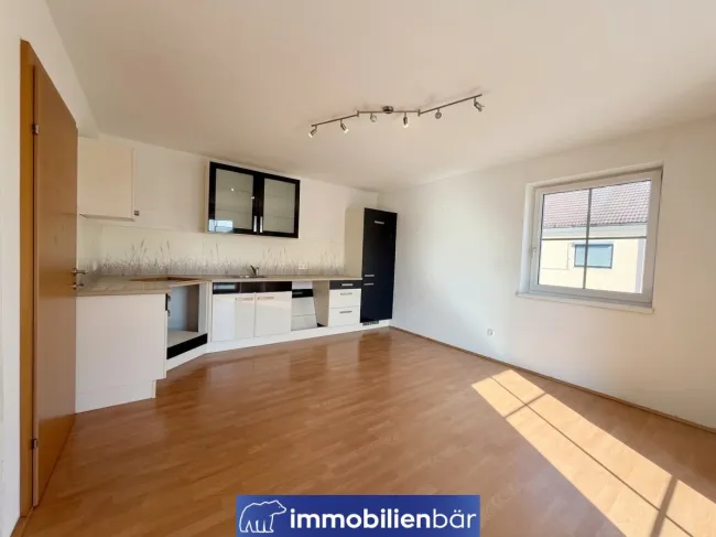Großzügige 3-Zimmer-Eigentumswohnung mit Balkon | Viel Platz zum Wohlfühlen - Bild