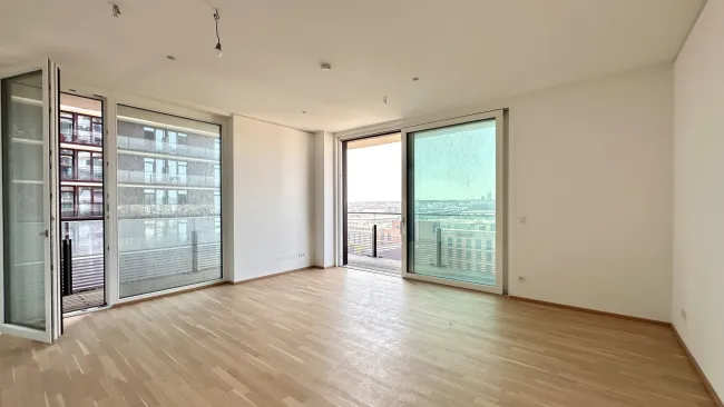 TRIIIPLE | Nie bewohnt | 20 m² Südwestbalkon | Vorsteuerabzug möglich - Bild