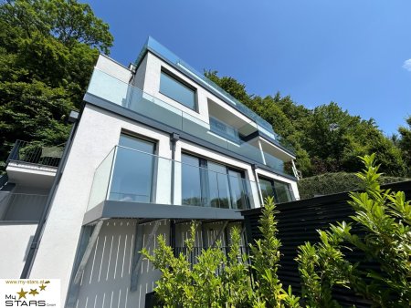 neuer KP: Exklusives Wohnen in Salzburg - Erstbezug-Villa in Aigen mit unverbaubarem Blick über die Stadt bis zur Festung Hohensalzburg