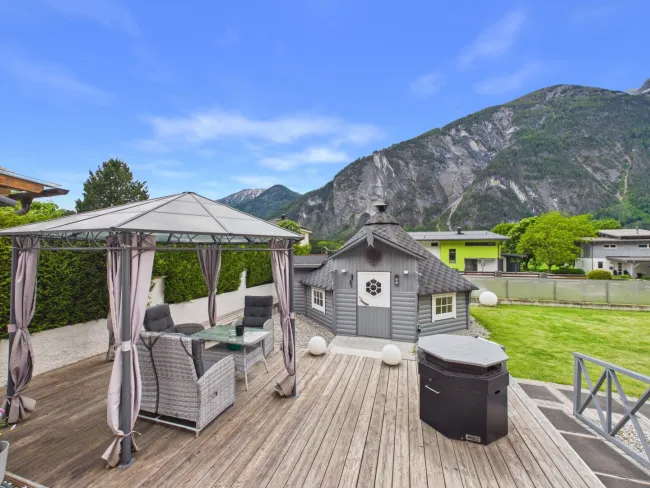Die "besondere Immobilie" - perfektes Wohnhaus mit zwei eigenständigen Wohneinheiten - nahe Lienz - Titelbild