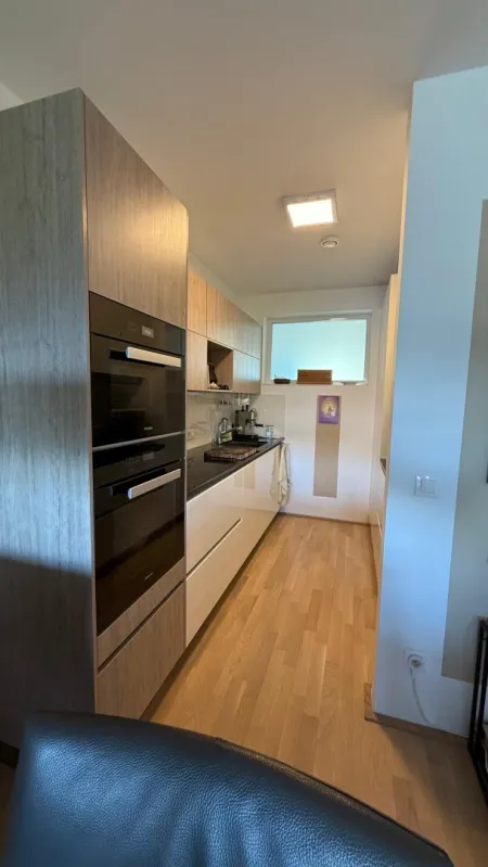 Eleganz trifft Wohnkomfort - Hochwertige Eigentumswohnung in begehrter Lage - Bild