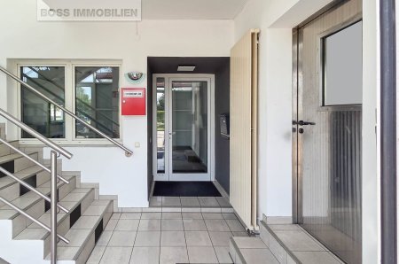 Linz Industriezeile | 107 m² Büro + 150 m² beheizbares Lager + 100 m² Außenlager
