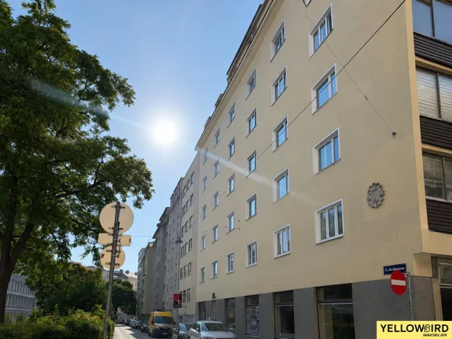 Hochwertig sanierte 3-Zimmer-Neubauwohnung in absoluter Ruhelage nahe Klinik Landstraße - Bild
