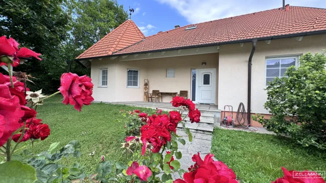 Charmantes Einfamilienhaus in Brunn am Gebirge | ZΞLLMANN IMMOBILIEN - Titelbild