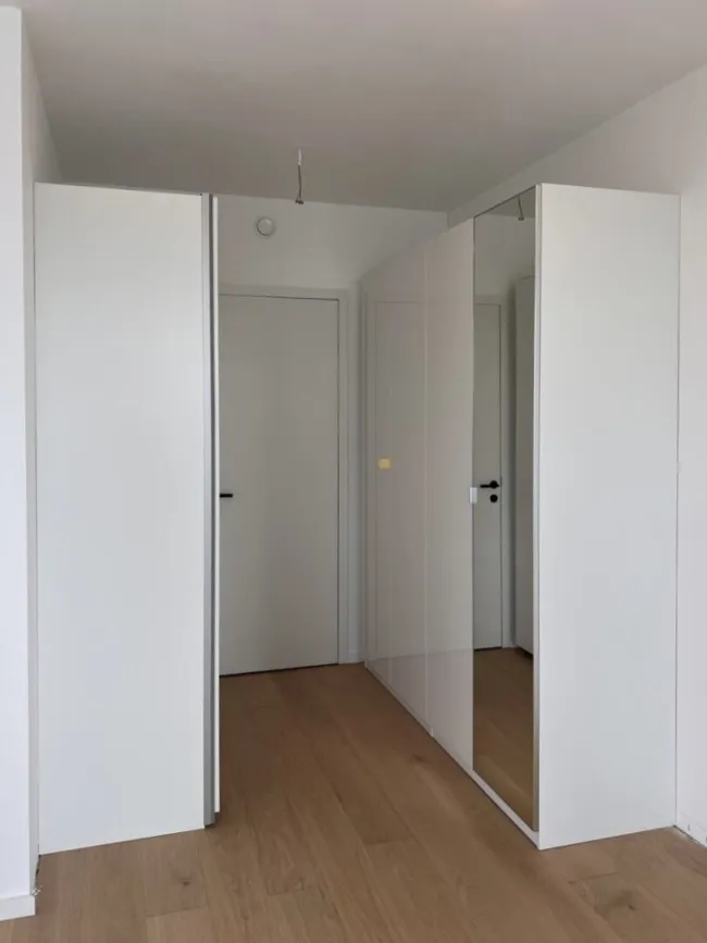 Danube Flats I 2-Zimmer-Wohnung I 18 Stock - Bild