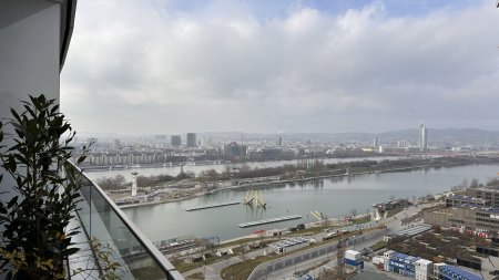Danube Flats I 2-Zimmer-Wohnung I 18 Stock I BEFRISTET VERMIETET I PROVISIONSFREI