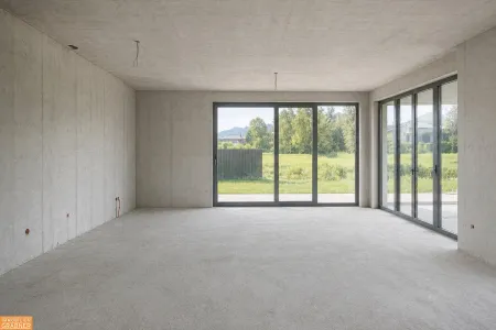 Belagsfertige – Exklusive 3-Zimmer-Wohnung in Pinsdorf zum Kampfpreis!