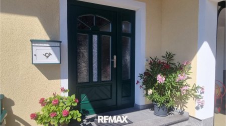Einfamilienhaus in Straß im Attergau – Wohnen in ruhiger Lage mit vielen Extras