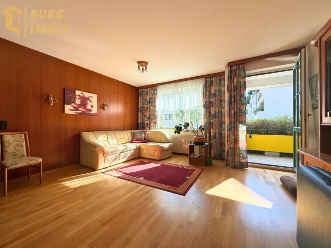 Familienfreundliche 4-Zimmer-Wohnung mit sonniger Loggia in ruhiger Lage von Kritzendorf - Titelbild