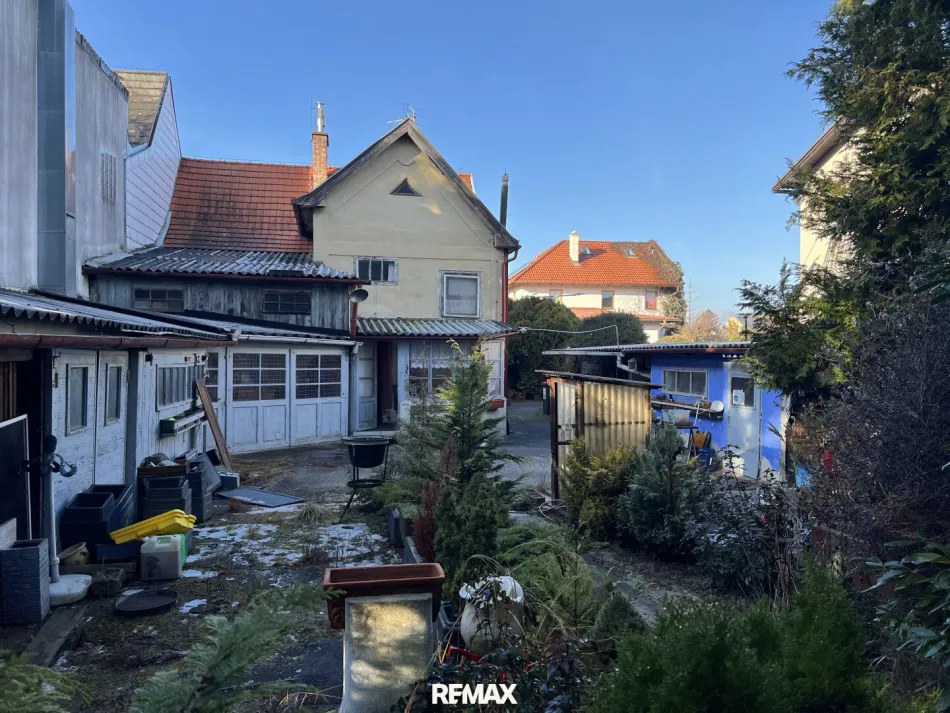 Altbestand auf traumhaftem Baugrundstück in Wiener Neustadt! - Titelbild