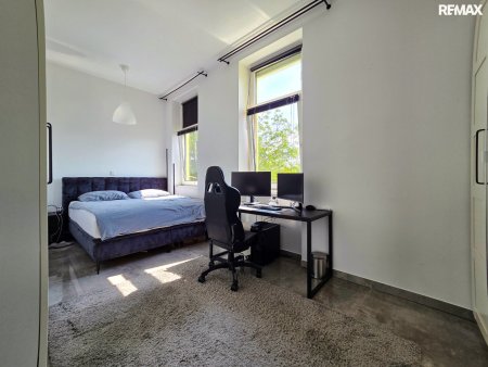 Modern saniert – stilvolle 2-Zimmer-Wohnung mit Gemeinschaftsgarten!