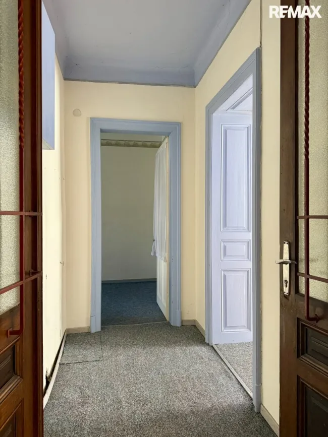 Zeitwandel - Mehrparteienhaus mit Entwicklungspotenzial in Wiener Neustadt! - Bild
