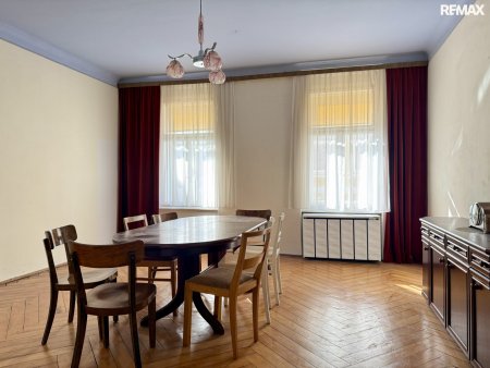 Zeitwandel - Mehrparteienhaus mit Entwicklungspotenzial in Wiener Neustadt!
