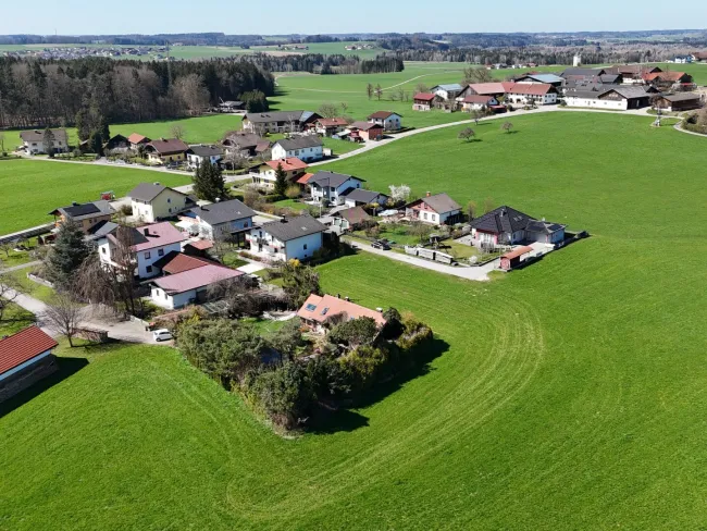 GRÜNE HEIMAT | Schönes Baugrundstück für Familien in Lamprechtshausen - Bild