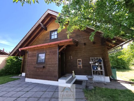 Holzhaus mit Garten & Seezugang – Wohnen, wo andere Urlaub machen!