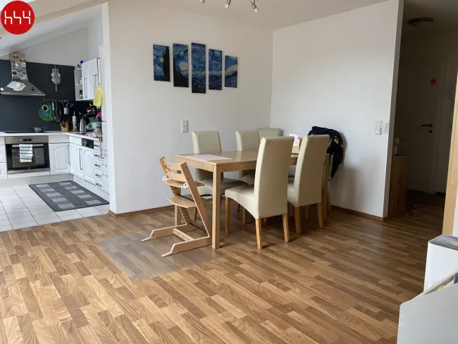 Geräumige 90m² Wohnung in Hallwang mit Fußbodenheizung, Einbauküche & Parkplatz! - Bild