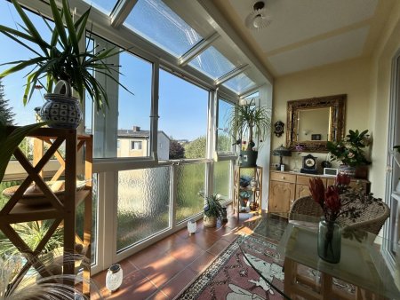 Traumhafte 3-Zi Wohnung in Vöcklabruck mit Allg. Garten, Loggia & Stellplatz – ca.90m² Komfort!