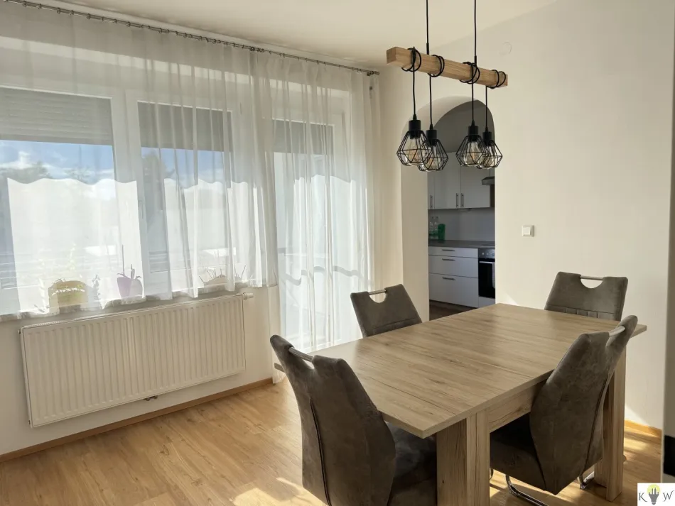 3 Zimmer-Wohnung mit 2 Balkone! - Titelbild