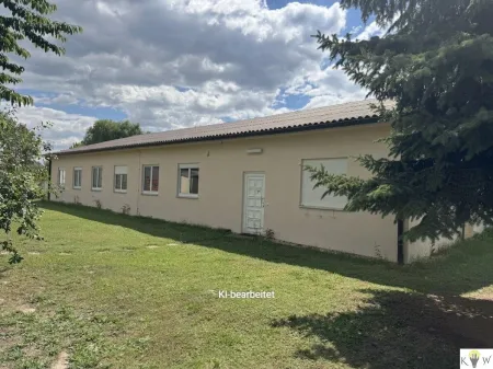 Vielseitig nutzbare Gewerbehalle in Wienerherberg zu vermieten