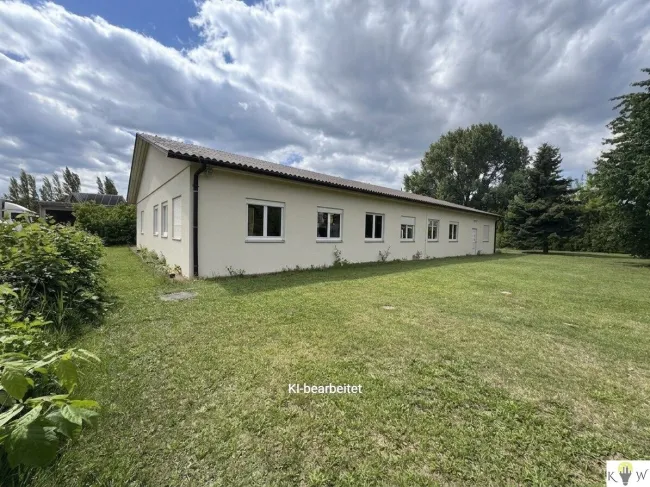 Vielseitig nutzbare Gewerbehalle in Wienerherberg zu vermieten - Titelbild