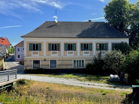 Ehemaliges Traditionsgasthaus mit großzügigem Grundstück und vielseitigen Nutzungsmöglichkeiten
