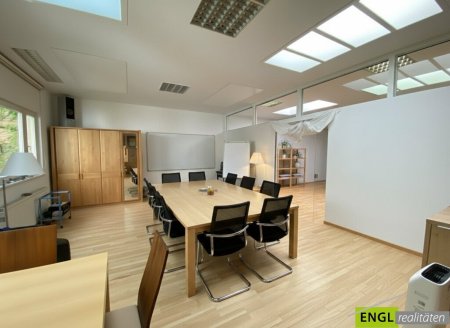 Perfekte Geschäftsadresse! Ordination, Praxis, Geschäftslokal, Büro, Therapie- und Fitness Studio, 55 m2 Wohnbüro und 2 TG Plätze