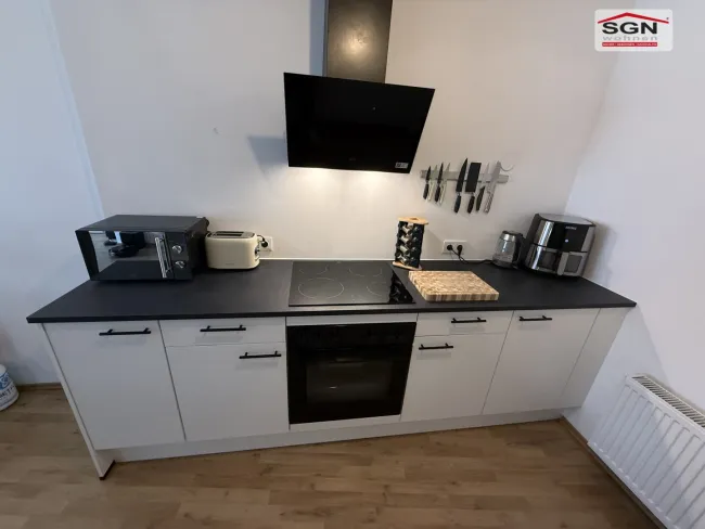 Schöne Wohnung zum Sofortbezug und mit PKW-Abstellplatz - Bild