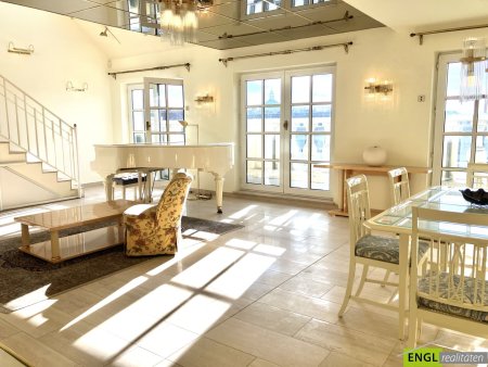 Beste Adresse! Helle Maisonette Wohnung mit Balkon, Wintergarten und Terrasse mit Blick zum Stephansdom