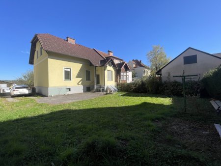 Aufgepasst: Sanierungsbedürftiger Wohnraum mit viel Potential!