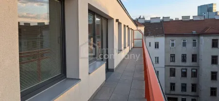 Vollsanierte 4-Zimmer-Wohnung mit 27 qm Südwest-Terrasse nahe Wienerberg City