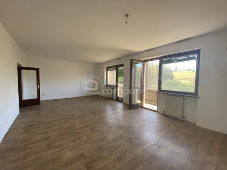Haus mit Entwicklungskonzept für 10 Wohnungen