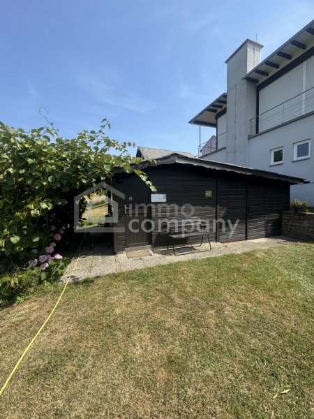 Großzügiges 9-Zi-Haus in Straden, Garten, Pool, Garagen und 40 m2 Wintergarten – 280 m² Wohnkomfort in Toplage