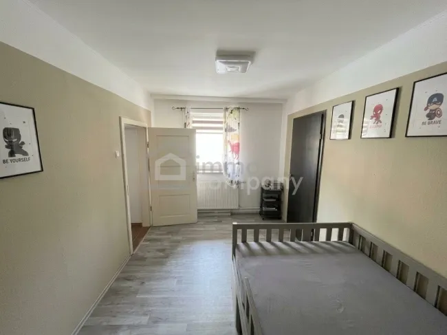 Kinderzimmer Blick Hof