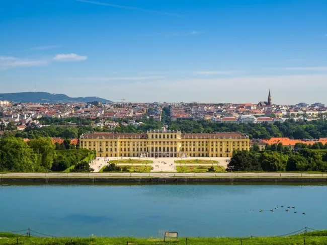 Wiener Anlage-Paket | 7 Liegenschaften | 5 Bezirke | 1.788 m² | ~ 4,3 % Bruttorendite | Mietpotenzial € 185.000 p.a. - Titelbild