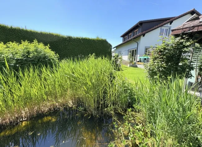 Zweifamilienhaus | 320 m² | Natur-Schwimmteich | Generalsaniert 2013 | Christkindl – Steyr, OÖ - Titelbild