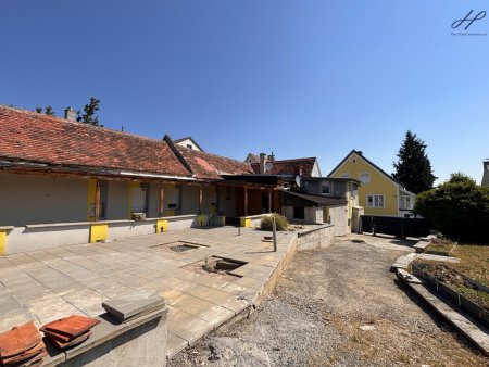 Sanierungsobjekt mit Charme: Historisches Wohnhaus mit Gewölbe in der weinidylle Rechnitz