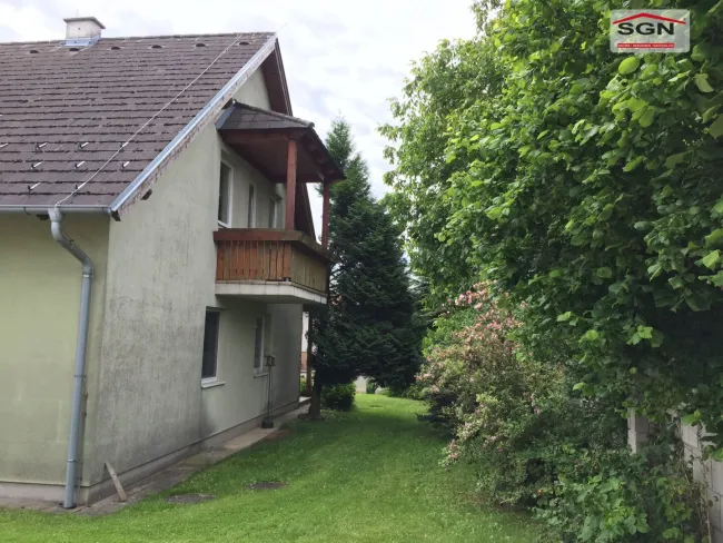 Dachgeschosswohnung mit Balkon in Langau - Bild