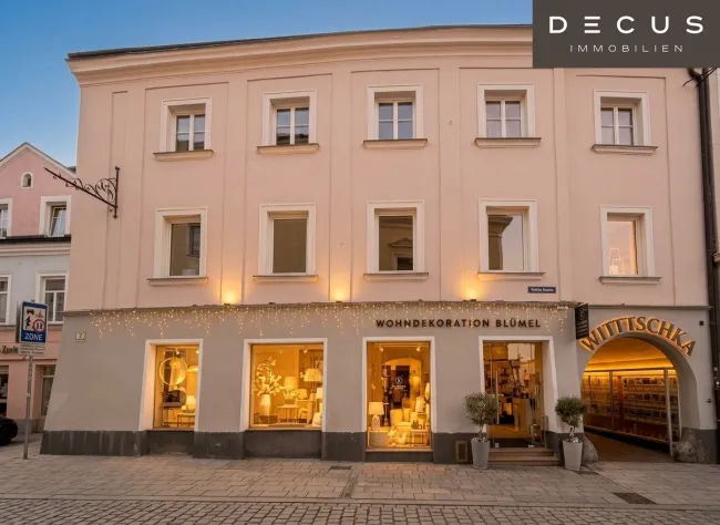Historisches Stadthaus |Hauptplatz | Wr. Neustadt - Titelbild