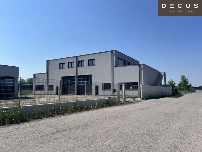HALLEN | BÜRO | FREIFLÄCHEN | ab sofort in Unterwaltersdorf zur Miete - Titelbild