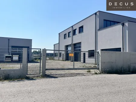 HALLEN | BÜRO | FREIFLÄCHEN | ab sofort in Unterwaltersdorf zur Miete