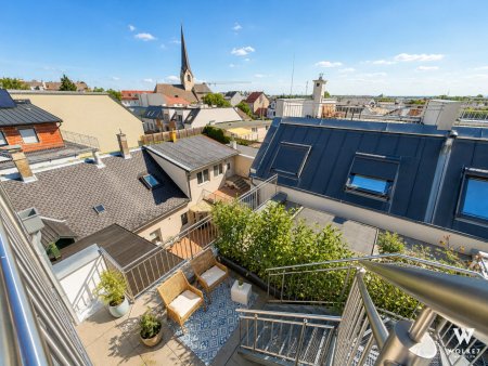 +++ Exklusive 4 - Zimmer Dachgeschoss-Maisonette Wohnung mit zwei Terrassen I Klimaanlagen I Lift +++