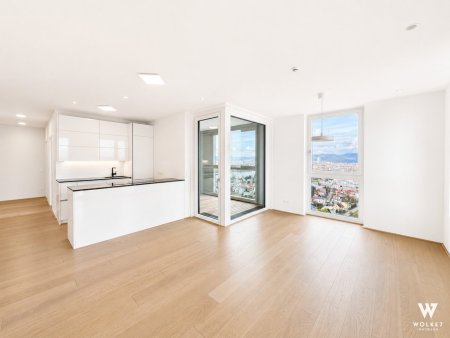 TWENTYTWO Tower | Exklusive 3-Zimmer-Wohnung im 25. Stock mit Loggia, Rooftop-Pool & Wellness
